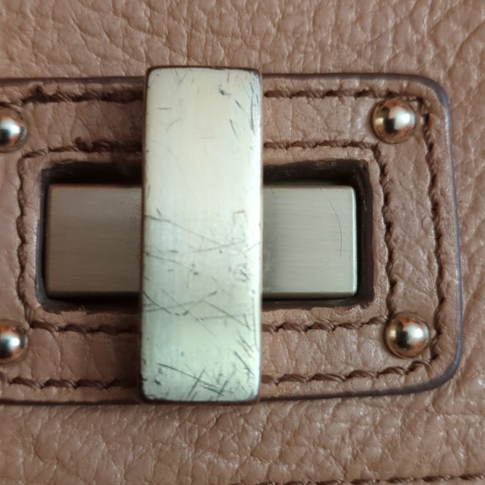 BCBG BCBGMaxAzria nude small shoulder bag - Picture 5 of 7